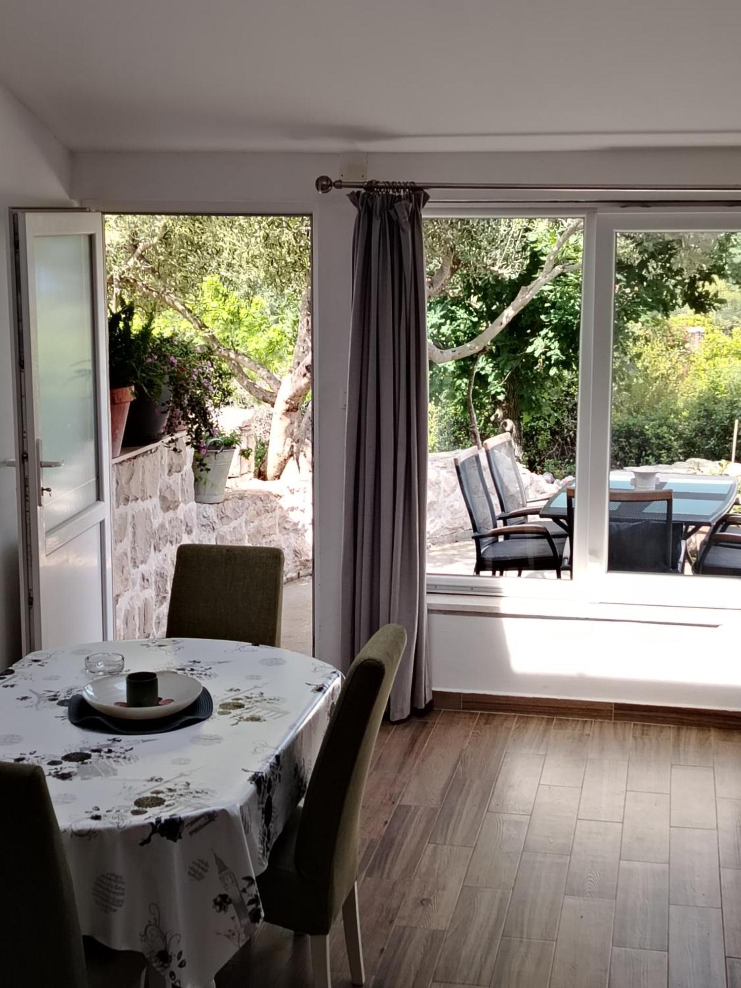 Apartment Maslina